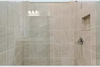 6607 Asbury Barnes Lane, Wesley Chapel, FL 33545 - Photo 8