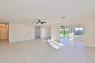 2321 Lancaster Dr, Sun City Center, FL 33573 - Photo 4