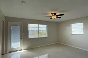 3900 14th Ln NE, Saint Petersburg, FL 33703 - Photo 8