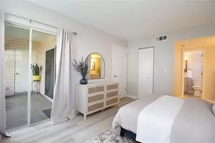 6907 Stonesthrow Cir N, Saint Petersburg, FL 33710 - Photo 14