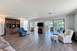 2629 Lancaster Dr, Sun City Center, FL 33573 - Photo 6