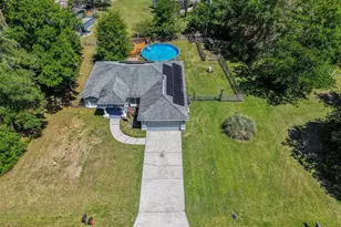 9105 S Zanmar Dr, Floral City, FL 34436 - Photo 1