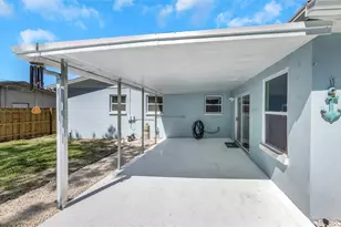 3070 Dryer Ave, Largo, FL 33770 - Photo 36