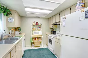 14931 Old Pointe Rd, Tampa, FL 33613 - Photo 10