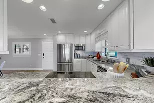 626 Yardarm Dr, Apollo Beach, FL 33572 - Photo 30