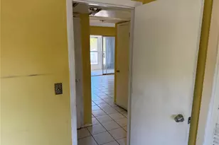 1221 Drew St, Clearwater, FL 33755 - Photo 12