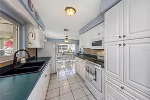 2300 Tudor Ln, Clearwater, FL 33763 - Photo 8