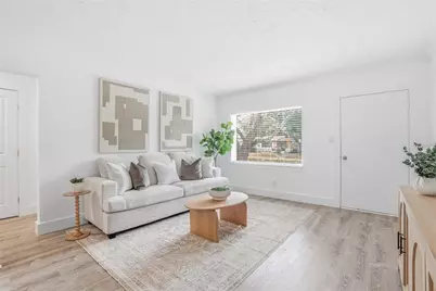 7125 5th Avenue N, Saint Petersburg, FL 33710 - Photo 4