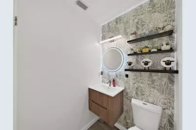 7608 Barry Road, Tampa, FL 33615 - Photo 30