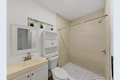 7608 Barry Road, Tampa, FL 33615 - Photo 44