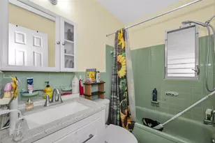 5769 Dartmouth Ave N, Saint Petersburg, FL 33710 - Photo 18