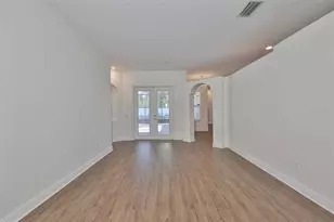 9274 Estate Cove Cir, Riverview, FL 33578 - Photo 6