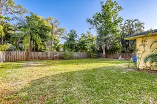 224 Lyndhurst St, Dunedin, FL 34698 - Photo 6