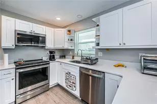 7927 11th Ave S, Saint Petersburg, FL 33707 - Photo 12