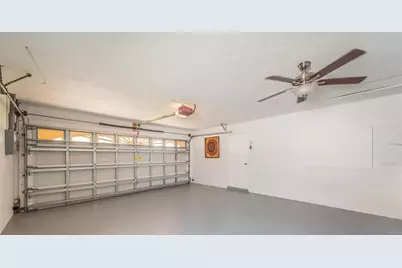 7927 11th Avenue S, Saint Petersburg, FL 33707 - Photo 40