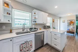 7927 11th Ave S, Saint Petersburg, FL 33707 - Photo 14