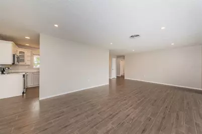 7927 11th Avenue S, Saint Petersburg, FL 33707 - Photo 18