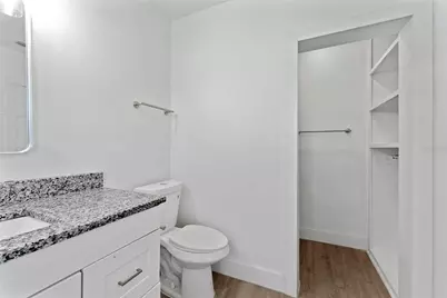 10124 N Hyacinth Avenue, Tampa, FL 33612 - Photo 22