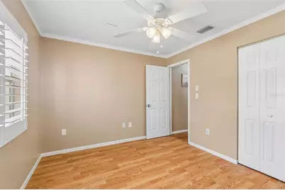 1105 E Oakwood Street, Tarpon Springs, FL 34689 - Photo 10