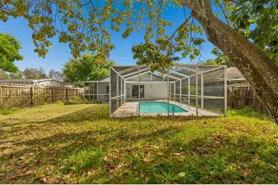 1105 E Oakwood Street, Tarpon Springs, FL 34689 - Photo 20