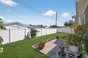 10275 113th St, Seminole, FL 33778 - Photo 24