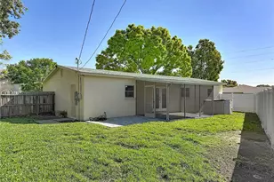 396 Lewis Blvd SE, Saint Petersburg, FL 33712 - Photo 38