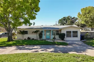 396 Lewis Blvd SE, Saint Petersburg, FL 33712 - Photo 4
