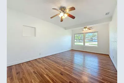 396 Lewis Boulevard SE, Saint Petersburg, FL 33712 - Photo 10