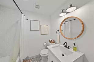 1801 E Knollwood St, Tampa, FL 33610 - Photo 14