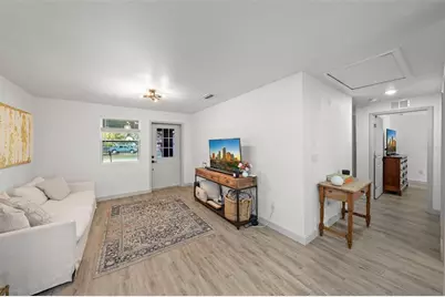 1801 E Knollwood Street, Tampa, FL 33610 - Photo 12