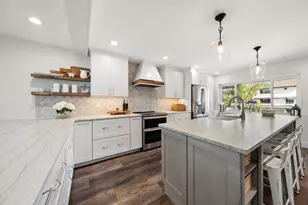 165 Marina Del Rey Ct, Clearwater Beach, FL 33767 - Photo 14