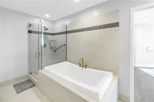 175 1st St S, Saint Petersburg, FL 33701 - Photo 28