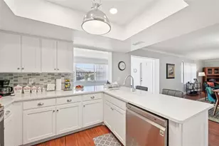 1222 Haddington Cir, Sun City Center, FL 33573 - Photo 12