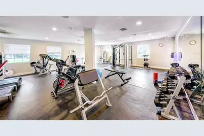 213 Seahorse Drive SE #D, Saint Petersburg, FL 33705 - Photo 14