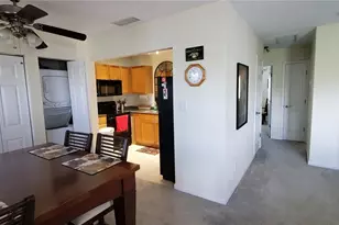 213 Sea Horse Dr SE, Saint Petersburg, FL 33705 - Photo 8