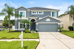 25423 Bruford Blvd, Land O Lakes, FL 34639 - Photo 2