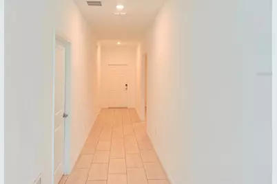 35007 Brackett Bend, Zephyrhills, FL 33541 - Photo 8