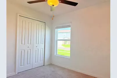 35007 Brackett Bend, Zephyrhills, FL 33541 - Photo 14