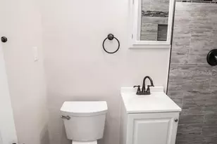 1700 Park St N, Saint Petersburg, FL 33710 - Photo 8