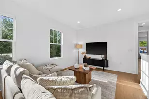 939 19th Ave N, Saint Petersburg, FL 33704 - Photo 26