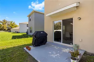 37247 Kings Crown Dr, Zephyrhills, FL 33541 - Photo 40