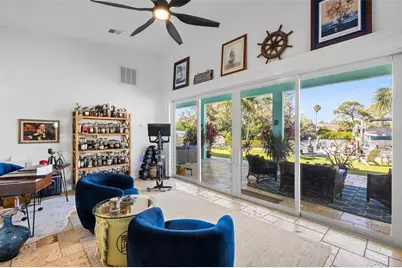 1567 Delaware Avenue NE, Saint Petersburg, FL 33703 - Photo 16