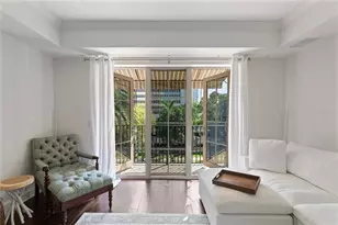 300 Beach Dr NE, Saint Petersburg, FL 33701 - Photo 10