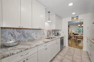 1601 43rd Street N, Saint Petersburg, FL 33713 - Photo 18