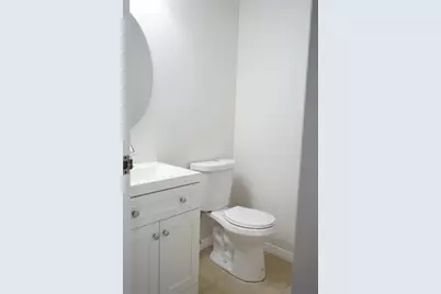 1802 Bedford Terrace #183, Sun City Center, FL 33573 - Photo 6