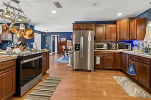 5059 Bernadette Dr, Zephyrhills, FL 33541 - Photo 16