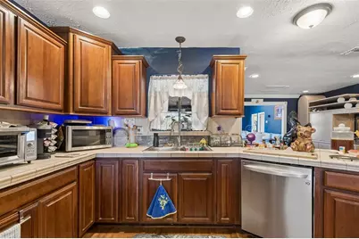 5059 Bernadette Drive, Zephyrhills, FL 33541 - Photo 18