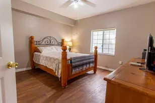 6445 Cypressdale Dr, Riverview, FL 33578 - Photo 8