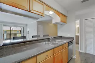 12293 Sailwinds Dr, Largo, FL 33773 - Photo 20