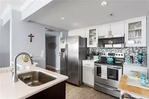 5701 Mariner St, Tampa, FL 33609 - Photo 12